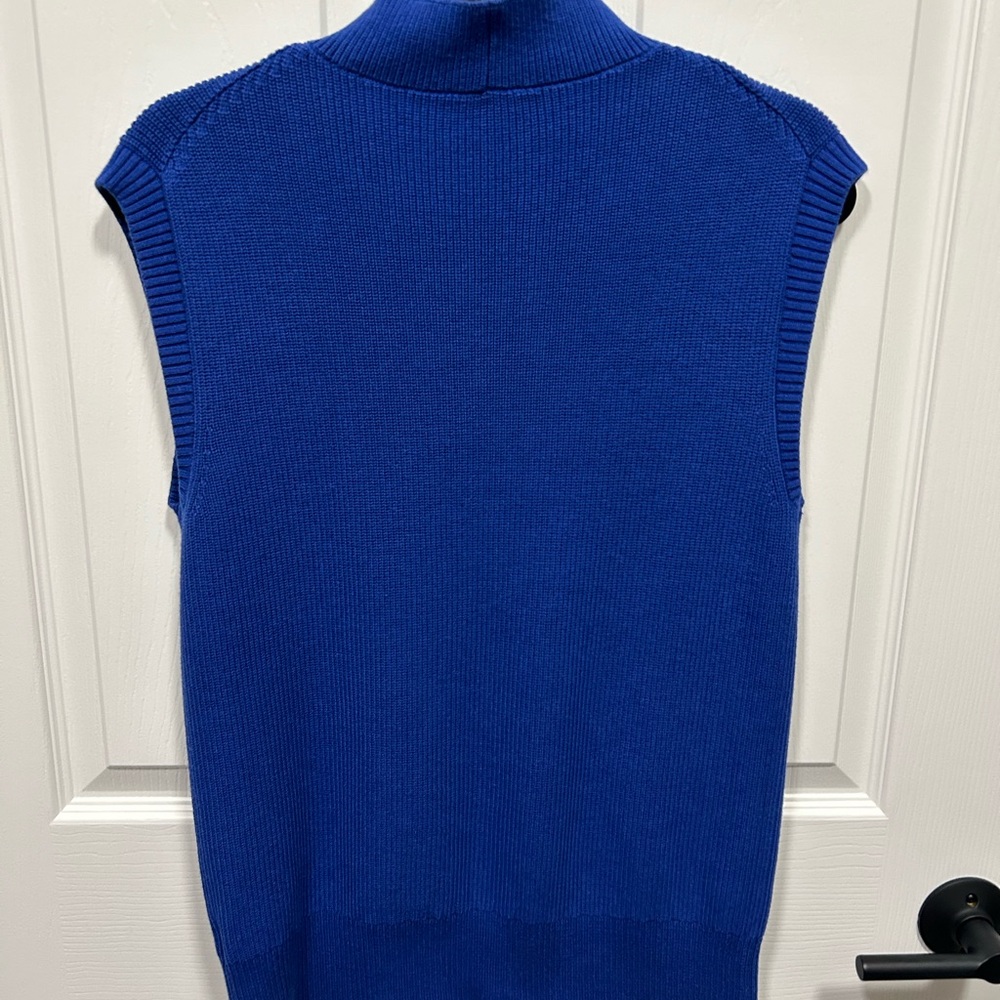 Talbot’s cotton knit mock neck sleeveless top